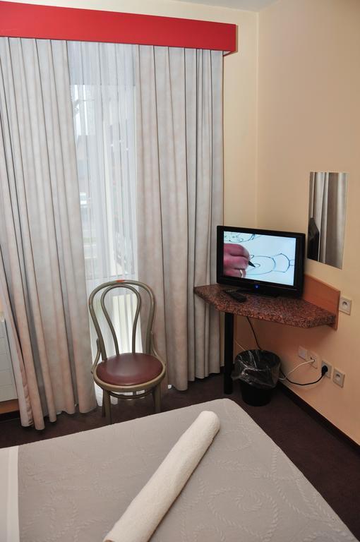 Afrit 28 Hotel Heusden-Zolder Стая снимка