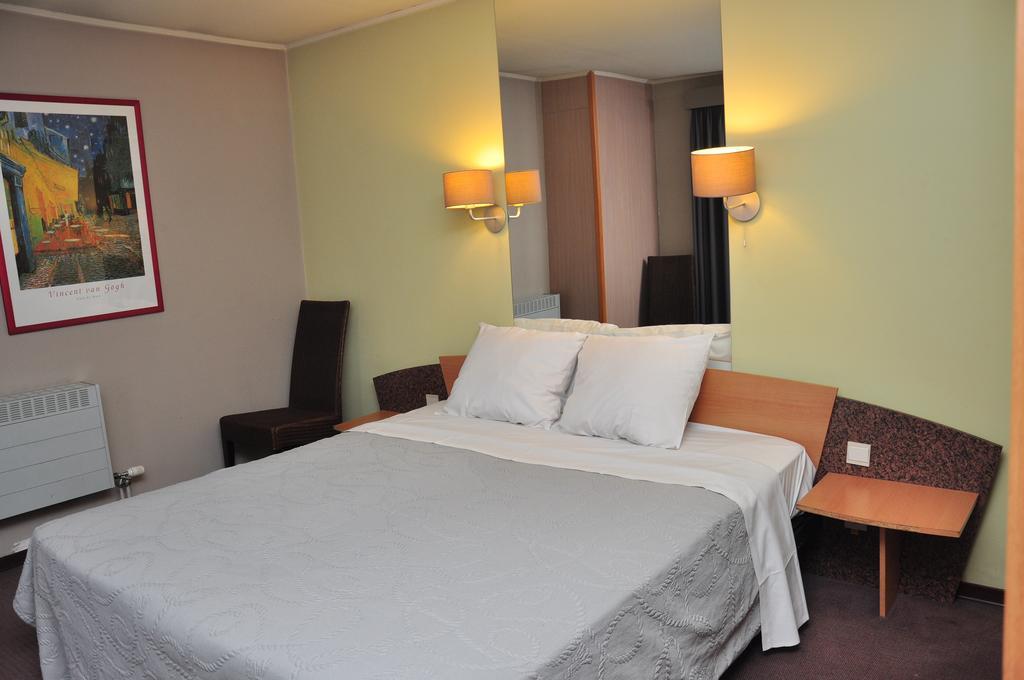 Afrit 28 Hotel Heusden-Zolder Стая снимка